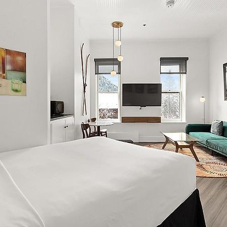 Independence Square 202, Hotel Room Over-Looking The Mall And Aspen Mountain 外观 照片